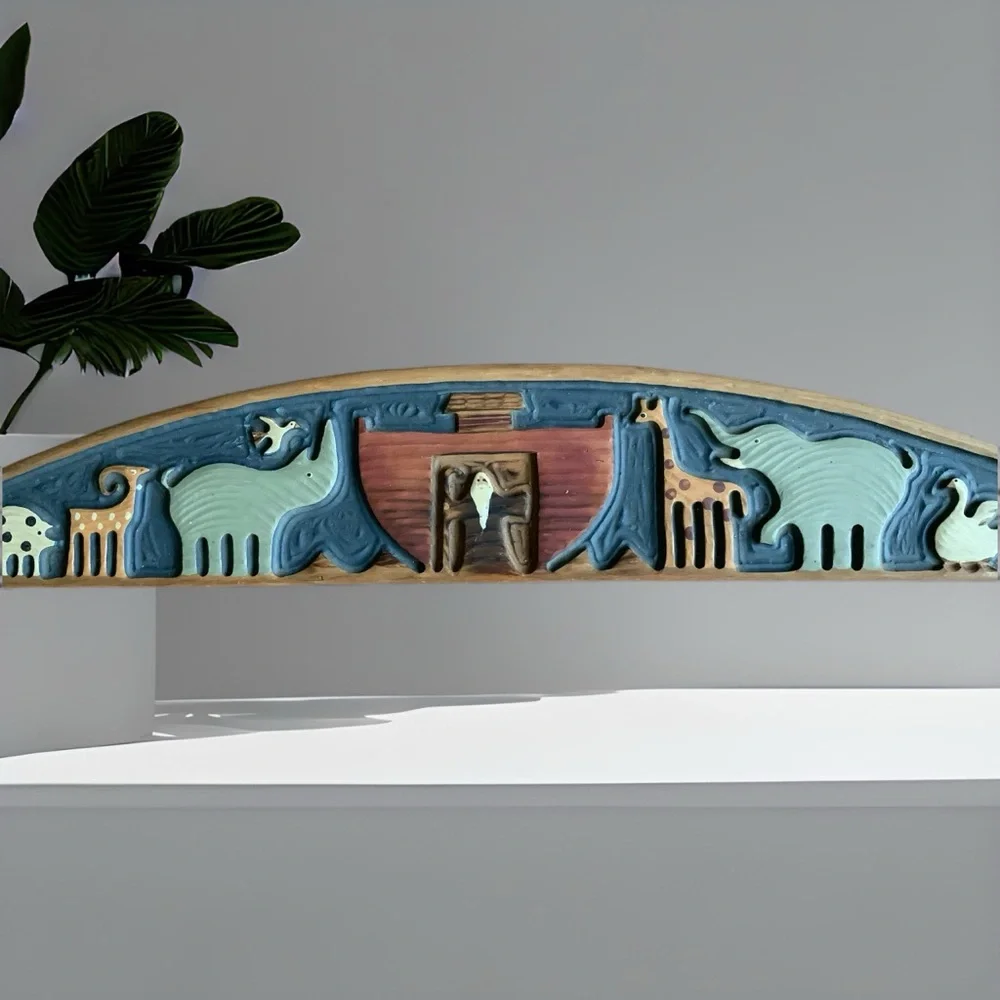 Hand Carved Wood Noah’s Ark Wall Hanging, Door Topper, By Chicken Creek Folk Art - Picture 5 of 12